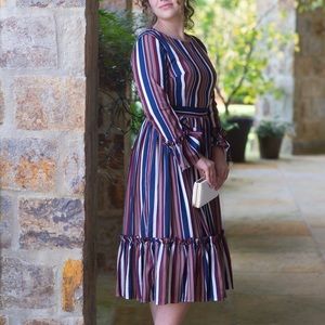 Dainty Jewells Stripe Dress excellent condition